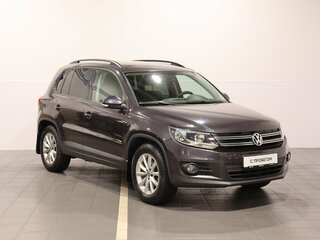 2016 Volkswagen Tiguan I Рестайлинг, серый, 2170000 рублей, вид 4