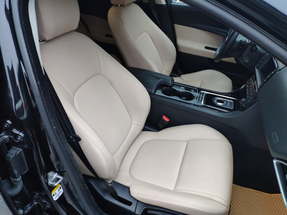 2016 Jaguar XE EcoBoost I, чёрный - вид 23