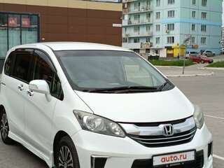 2015 Honda Freed I Рестайлинг 2, белый, 1375000 рублей, вид 5