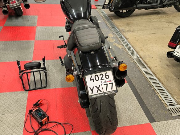 2019 Harley-Davidson Fat Bob, чёрный, 1800000 рублей - вид 13