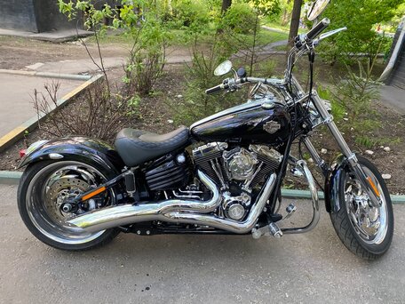 2011 Harley-Davidson Rocker C, чёрный, 1290000 рублей, вид 4