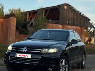 2013 Volkswagen Touareg II, чёрный, 1700000 рублей, вид 1