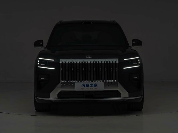 2026 Zeekr 8X 70 kWh, серый, 12900000 рублей - вид 10
