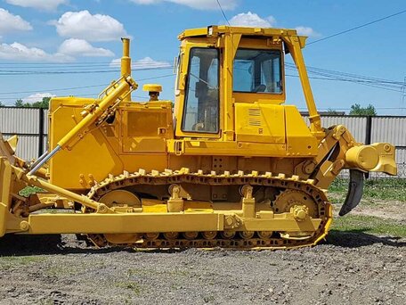 2001 Komatsu D85, жёлтый, 9000000 рублей, вид 2