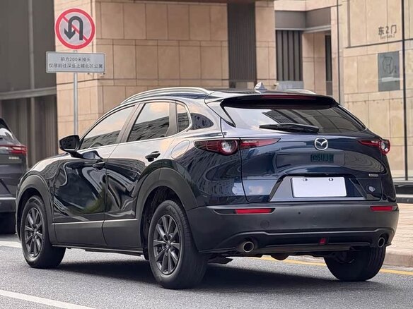 2022 Mazda CX-30 I, серый - вид 6