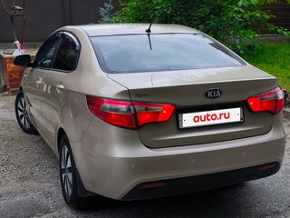 2013 Kia Rio 4-speed III, бежевый, 790000 рублей, вид 5