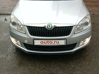 2010 Skoda Fabia II Рестайлинг, серебристый, 450000 рублей, вид 1