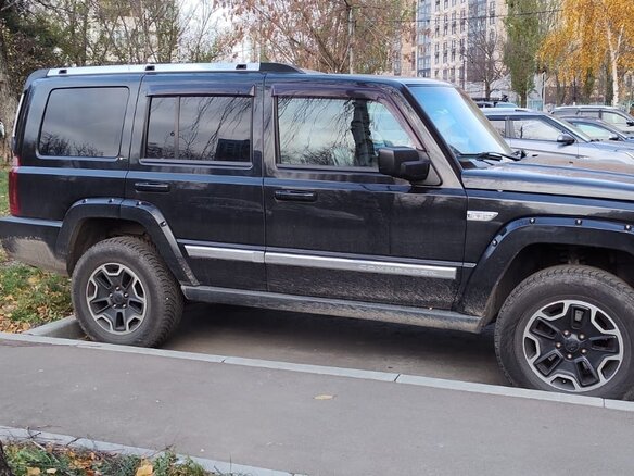 2006 Jeep Commander, чёрный, 1500000 рублей - вид 7