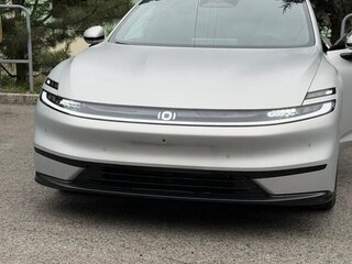 2026 Changan Qiyuan A06 28.39 kWh, серебристый, 2822000 рублей, вид 2