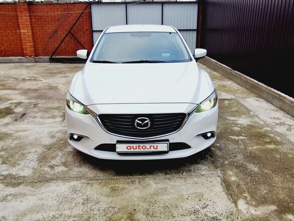 2016 Mazda 6 III (GJ) Рестайлинг, белый, 1950000 рублей - вид 5