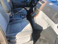 2004 Kia Carnival I Рестайлинг, бежевый, 620000 рублей - вид 7