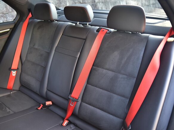 2012 Mercedes-Benz C-Класс 180 BlueEFFICIENCY III (W204) Рестайлинг, чёрный - вид 28