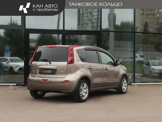 2011 Nissan Note I Рестайлинг, коричневый, 725000 рублей, вид 3