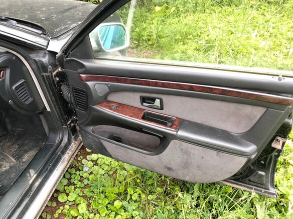 1999 Audi A8 I (D2) Рестайлинг, чёрный, 440000 рублей - вид 11