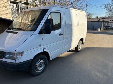 1995 Mercedes-Benz Sprinter, белый, 800000 рублей, вид 3