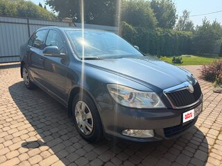 2010 Skoda Octavia II (A5) Рестайлинг, серебристый, 470000 рублей, вид 2