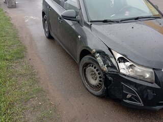 2012 Chevrolet Cruze I Рестайлинг, чёрный, 350000 рублей, вид 1