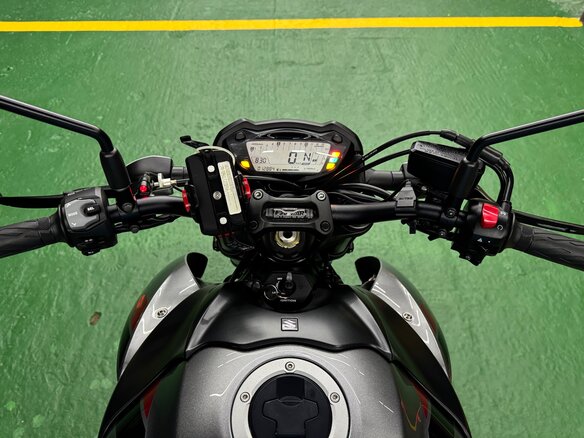 2020 Suzuki GSX-S 1000, серый, 995000 рублей - вид 10