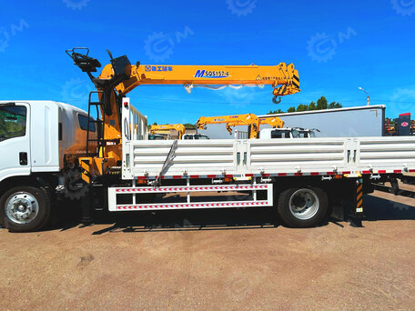 2026 Isuzu Elf (N-series), белый, 9417266 рублей, вид 2