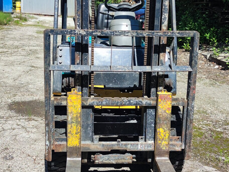 2004 Komatsu FG, жёлтый, 720000 рублей, вид 3