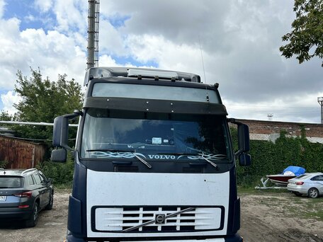 2003 Volvo FH, синий, 2700000 рублей, вид 5