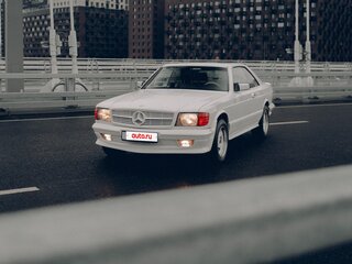 1985 Mercedes-Benz S-Класс 500 II (W126), белый, 7700000 рублей, вид 2