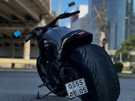 2013 Harley-Davidson V-Rod, серый, 5500000 рублей, вид 4