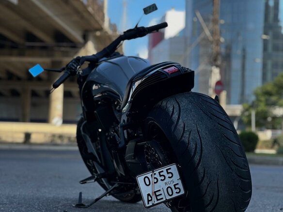 2013 Harley-Davidson V-Rod, серый, 5500000 рублей - вид 3