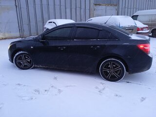 2012 Chevrolet Cruze I, чёрный, 800000 рублей, вид 4