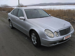 2005 Mercedes-Benz E-Класс 200 III (W211, S211), серебристый, 1250000 рублей, вид 4