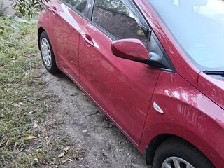 2014 Hyundai i30 II, красный, 900000 рублей, вид 5