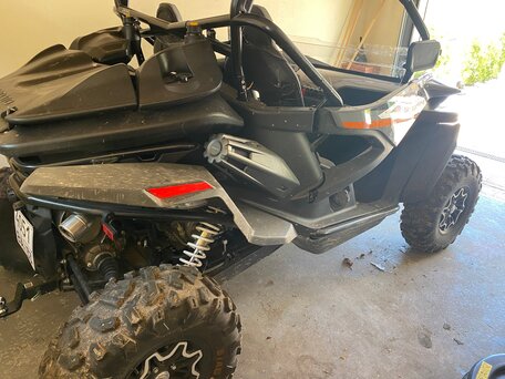 2000 CFMoto ZFORCE 1000 Sport R EPS, серебристый, 1700000 рублей, вид 3