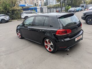 2010 Volkswagen Golf GTI VI, чёрный, 1100000 рублей, вид 2