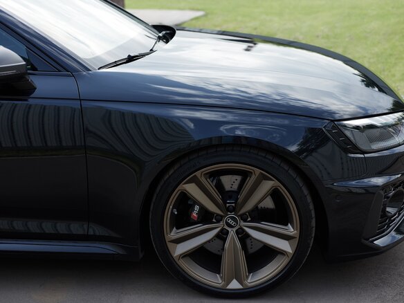 2021 Audi RS 4 IV (B9) Рестайлинг, синий, 8800000 рублей - вид 4