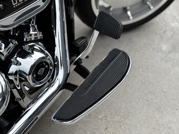 2024 Harley-Davidson Fat Boy, голубой, 3500000 рублей - вид 12