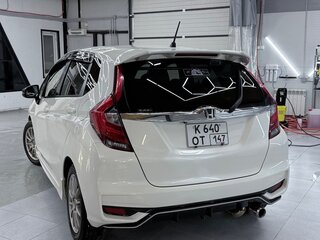 2018 Honda Fit III Рестайлинг, белый, 1500000 рублей, вид 5