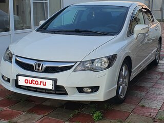 2009 Honda Civic VIII Рестайлинг, белый, 980000 рублей, вид 2