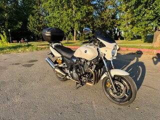 2013 Yamaha XJR1300, белый, 800000 рублей, вид 3