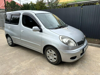 2005 Toyota FunCargo, серебристый, 650000 рублей, вид 5