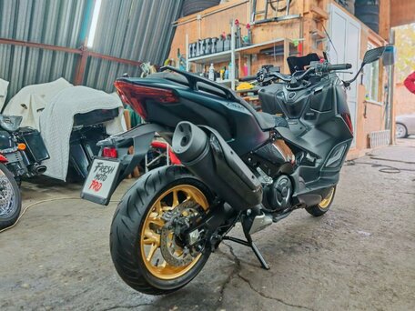 2022 Yamaha TMAX, зелёный, 1430000 рублей, вид 5