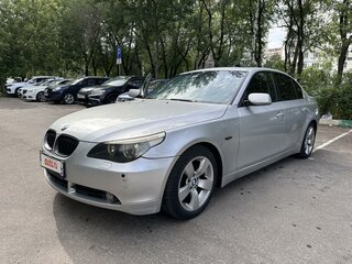 2003 BMW 5 серии 530i V (E60/E61), серебристый, 800000 рублей, вид 1