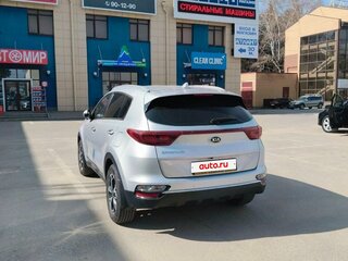 2020 Kia Sportage IV Рестайлинг, серебристый, 2850000 рублей, вид 5