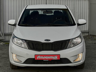 2014 Kia Rio 5-speed III, белый, 635000 рублей, вид 2