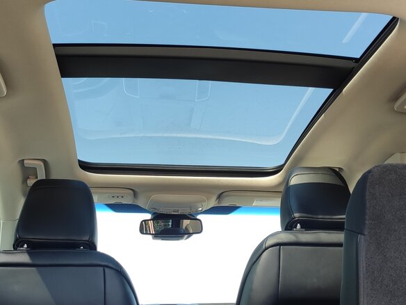 2019 Ford Edge II Рестайлинг, коричневый, 2700000 рублей - вид 6