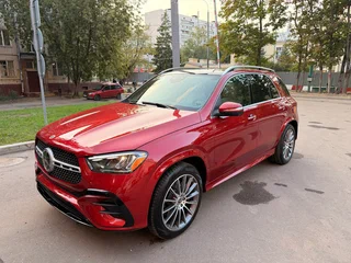 2025 Mercedes-Benz GLE 350 II (V167) Рестайлинг, красный, 9500000 рублей, вид 1