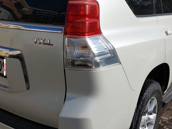 2013 Toyota Land Cruiser Prado 150 Series, белый, 3100000 рублей - вид 2