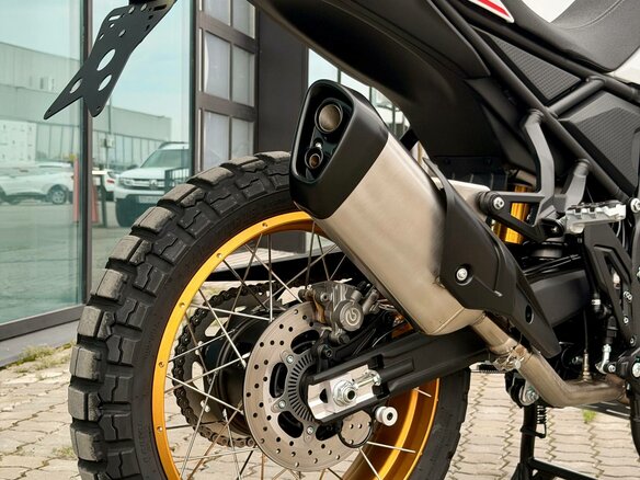 2026 QJMotor SRT 450 RX, белый, 652000 рублей - вид 9