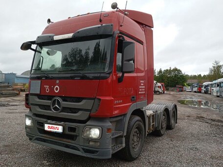 2016 Mercedes-Benz Actros, красный, 2868450 рублей, вид 1