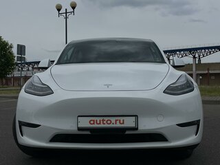 2022 Tesla Model Y Long Range I, белый, 3000000 рублей, вид 4