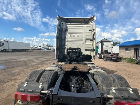 2012 Volvo FH, белый, 3900000 рублей, вид 4